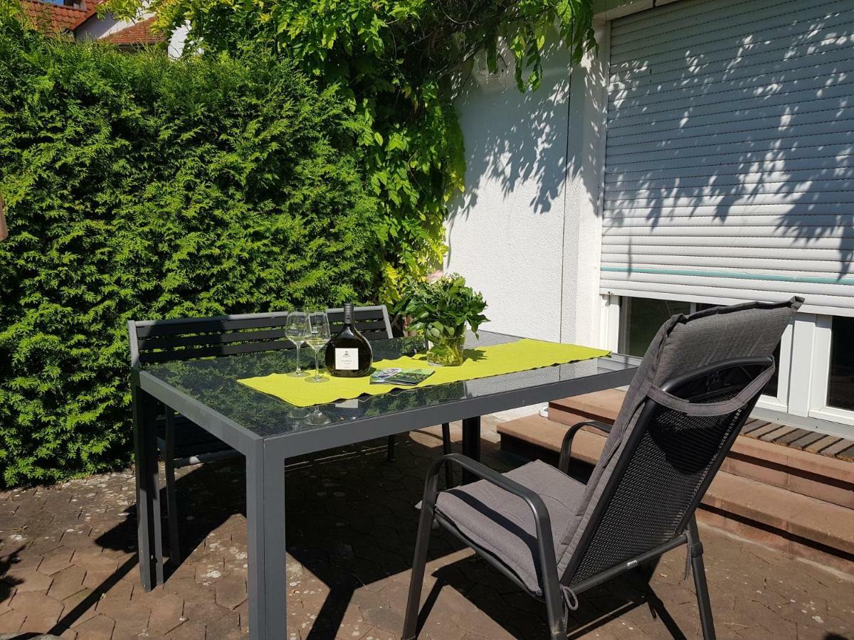 Weingut Knauer Dettelbach Exterior foto